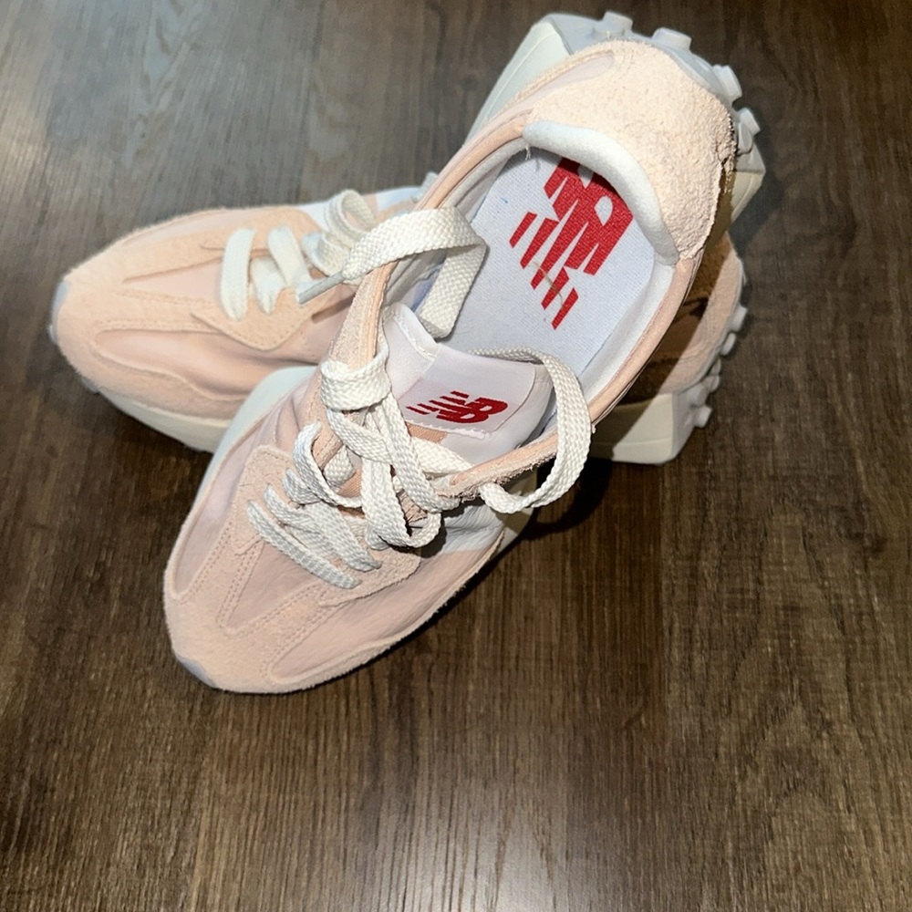 New Balance Pale Pink and White Women's Sneakers - Picture 4 of 8